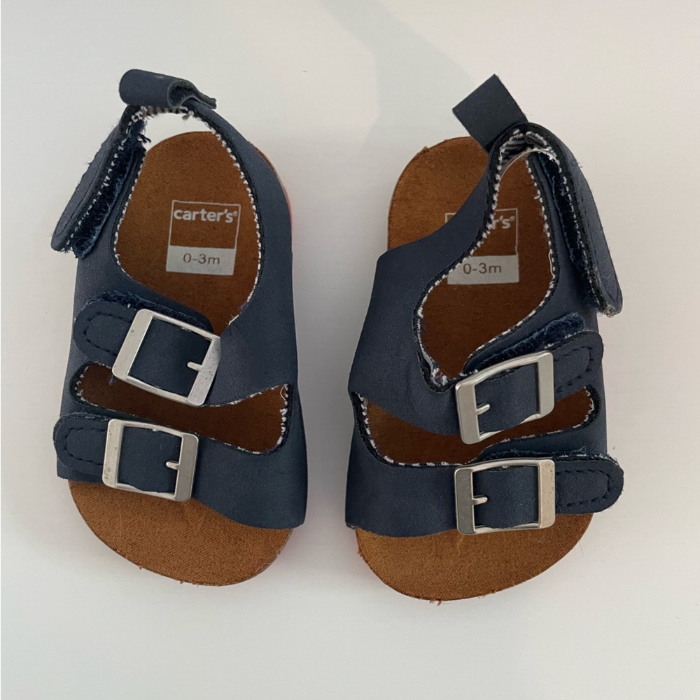 NWOT Carter’s Baby Buckle Shoes 0-3mo